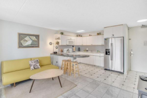 High Rise Ocean View Waikiki Condo, FREE Parking & Wi-Fi